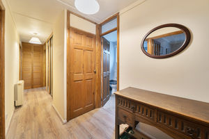 Entrance Hall- click for photo gallery